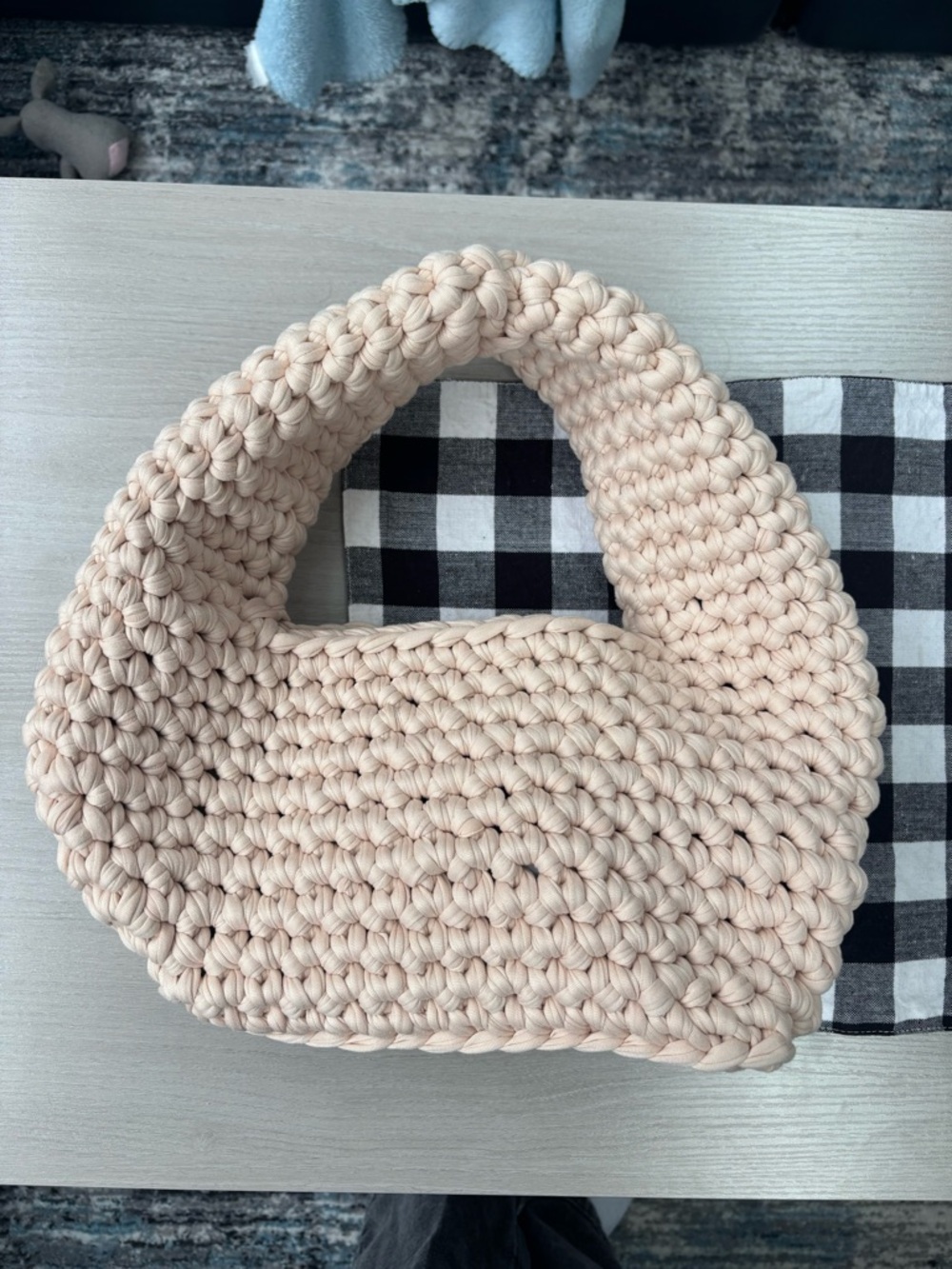 Handmade Chunky crochet Shoulder Bag in Beige